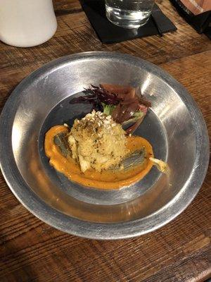 Crab cake with cajun remoulade