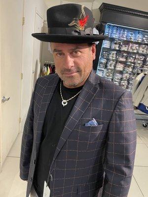 I have to say this place is best I will keep coming over Best haircut for my hat Will recommend this place to everyone