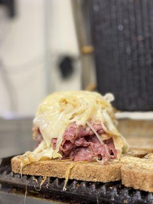 Chomp Cheesesteaks & More