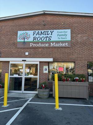 Family Roots Produce Market