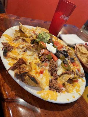 Shredded beef nachos