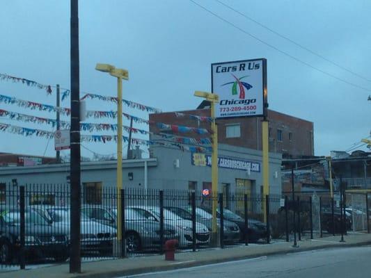 Cars-R-US Auto Sales