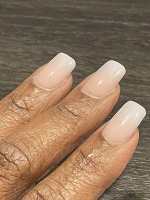 Ombré Solar nails, white and #75