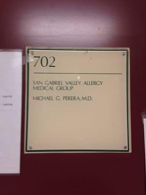 Michael G Perera, MD