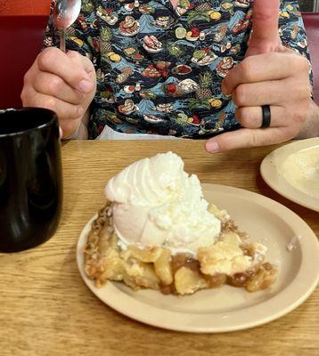 Apple pie Ala mode a must have. Coconut pie didn't last long enough for a photo!!!