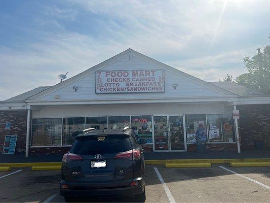 786 Inc. Food Mart convenience store Breakfast, Lunch, T-shirts, hats, snacks, drinks, alcohol, chargers, tobacco, and more.