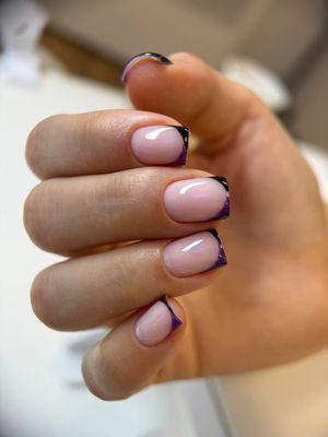 Signature gel manicure(French manicure)