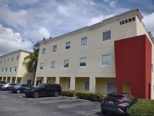 Senia Bustillo-Osborne, OD PA