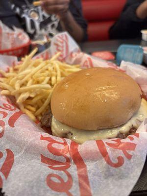 Freddy's Frozen Custard & Steakburgers