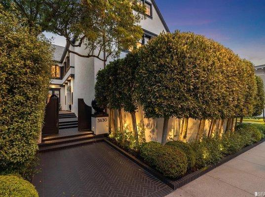 Cutting Edge Design & Build