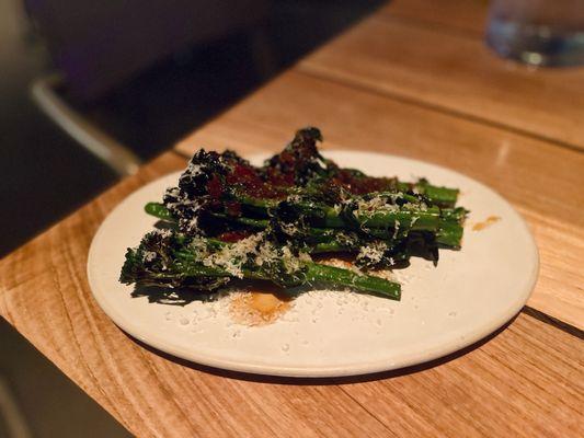 Roger Bar & Restaurant