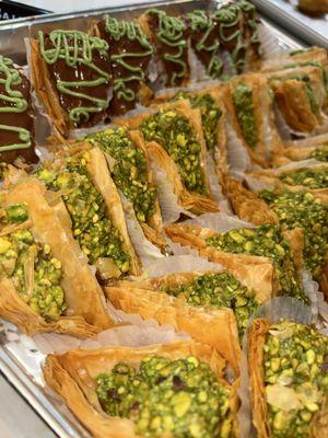 Try our VIRAL DUBAI CHOCOLATE TOCO BAKLAVA