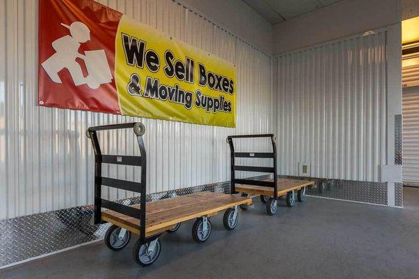 Mill Plain Heated Storage