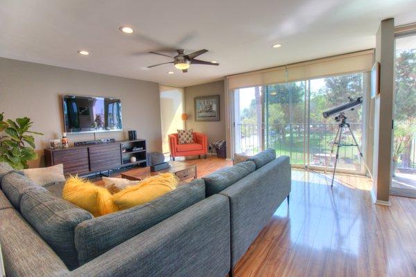 Joe Mendez - Coldwell Banker Realty