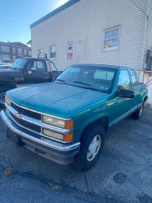 1995 Chevy 1500 5 speed with a standard transmission