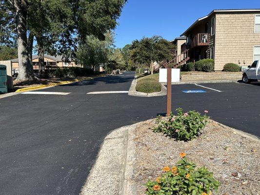 Woodwinds Apartments