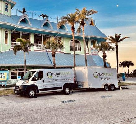 Hurricanes Seafood Pass a Grille beach