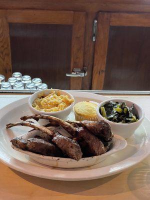 Lamb chops with greens and max and cheese