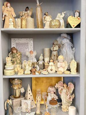 Calling all angel lovers.