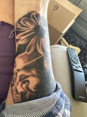 Liquid Courage Tattoo & Piercing