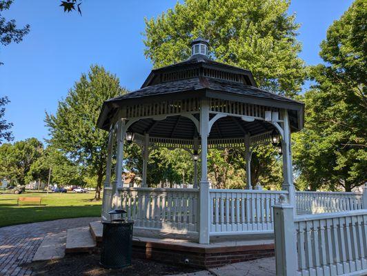 Fairport Memorial Park