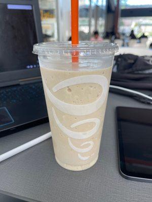 Update: I reordered the same drink and they finally filled it up all the way to the top. You see the difference? Thank you !!