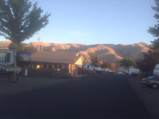 Hillview RV Park