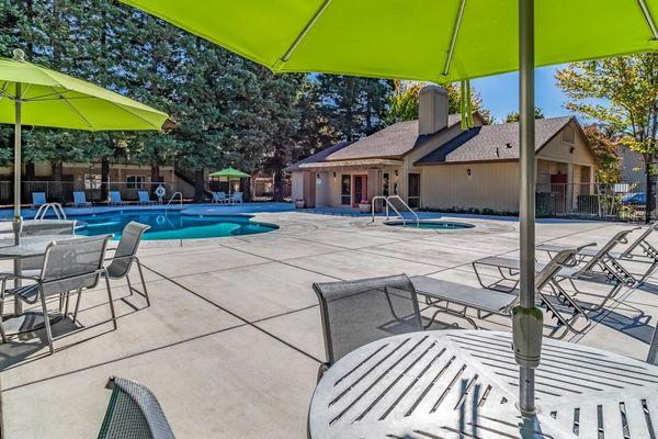 Cameron Oaks Apartment Homes