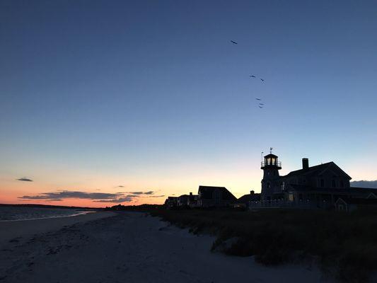 Nice complex, but no consistency in the condition as @house separately owned. Poor drainage means flooding. Management isn't responsive