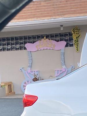 :( What and why? This is a mortuary, not Disneyland. If this isn't a visual reminder of a child's death, I don't know what is.