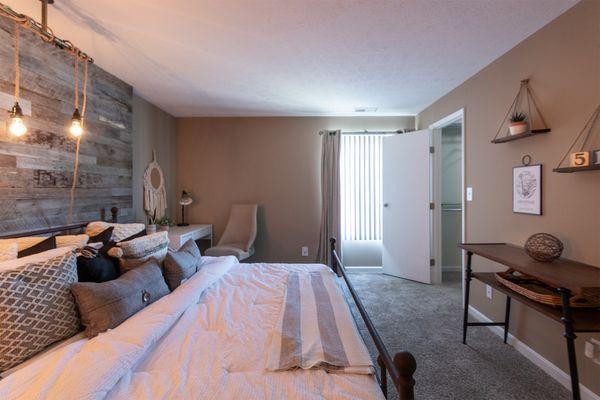 Deer Hill Apartments