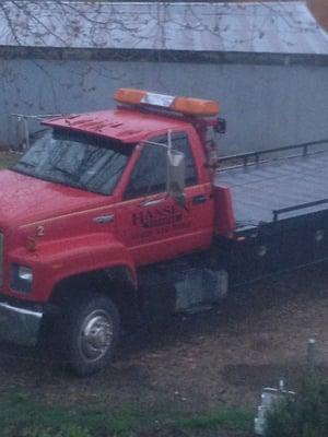 Professional affordable flatbed towing