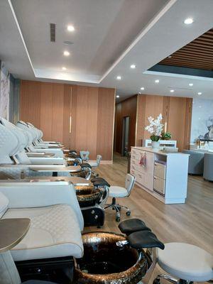Organic Nail Bar