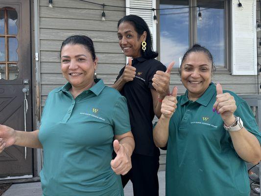 White Gloves Cleaning Service