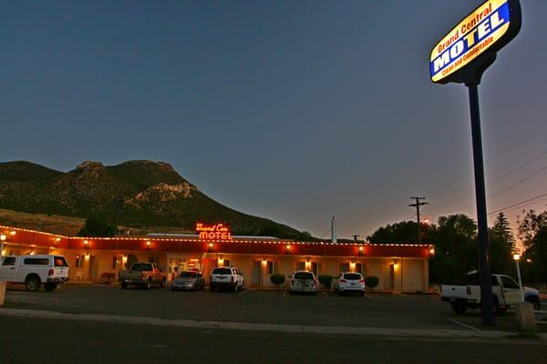 Grand Central Motel