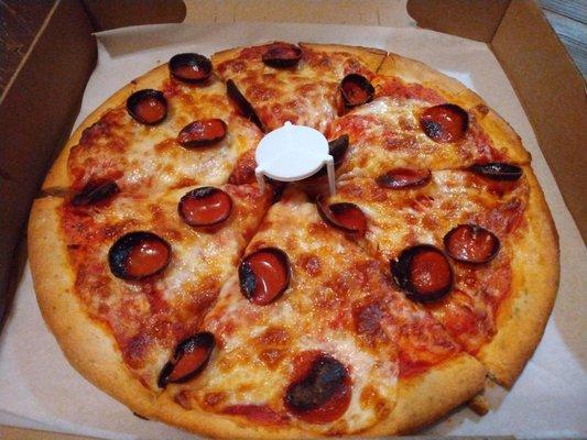 Gluten free pizza with pepperoni