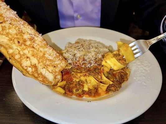 Pappardelle alla Bolognese