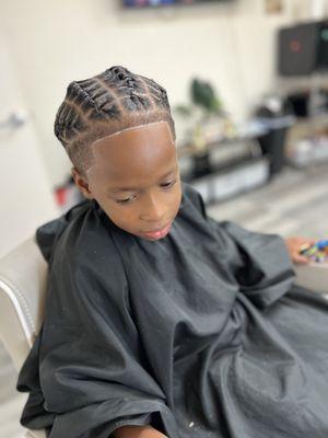 Off Topz Barbershop And Braidery