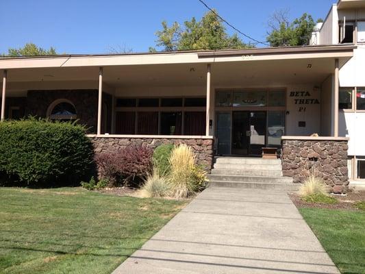 Beta Theta Pi