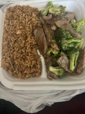 Broccoli and beef combination with no egg roll extra fried rice. #18 combination