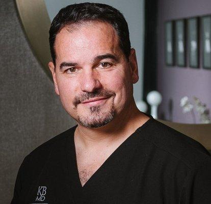 Kenneth Bermudez, M.D.
Board Certified Plastic Surgeon, San Francisco.