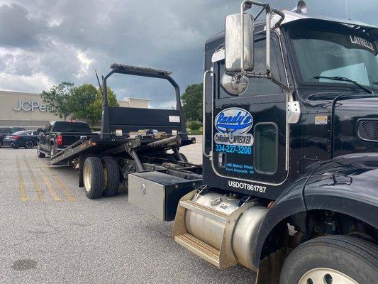 Randy's Wrecker & Collision Center