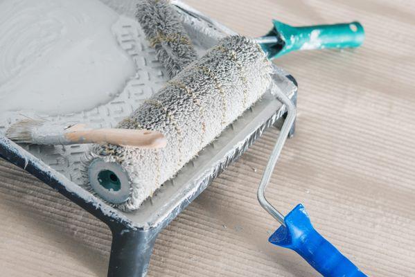 WE do painting and fix drywall