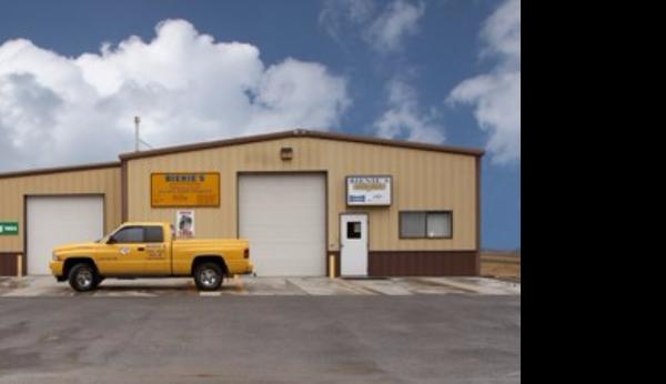 Bienie's Body Shop & Repair