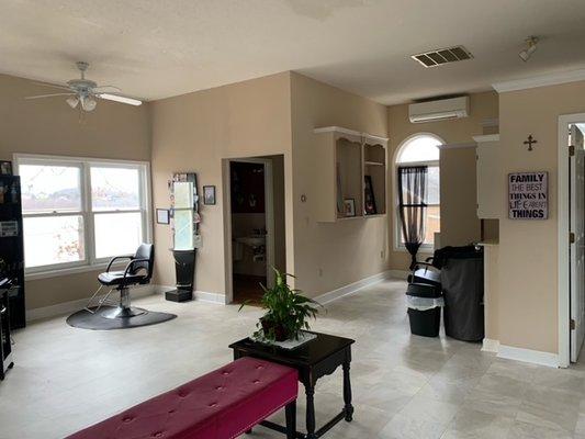 Cristy's Salon & Spa