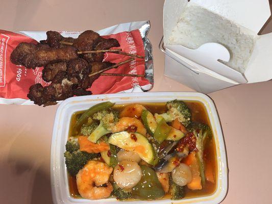 S36. Scallop and Shrimp with Garlic Sauce 11. Chicken Teriyaki