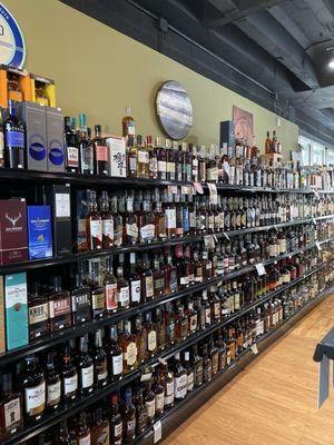 Green Hills Wine & Liquor