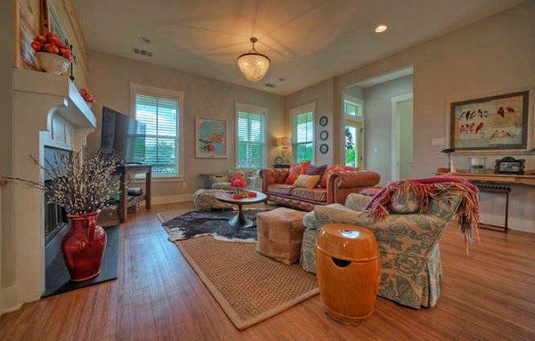 HomeTown Charm Realty Group