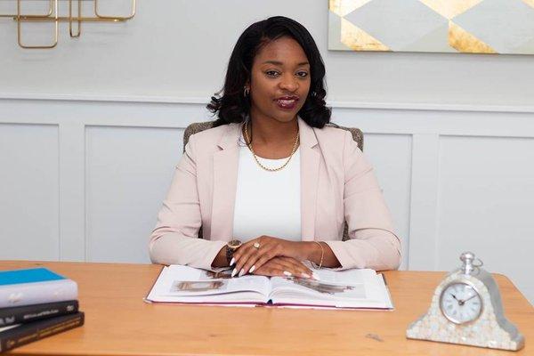 Brandi Williams: Licensed NC & SC Realtor® Listing Specialist