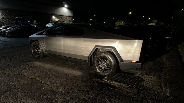 Tesla Approved Tow and Roadside Provider